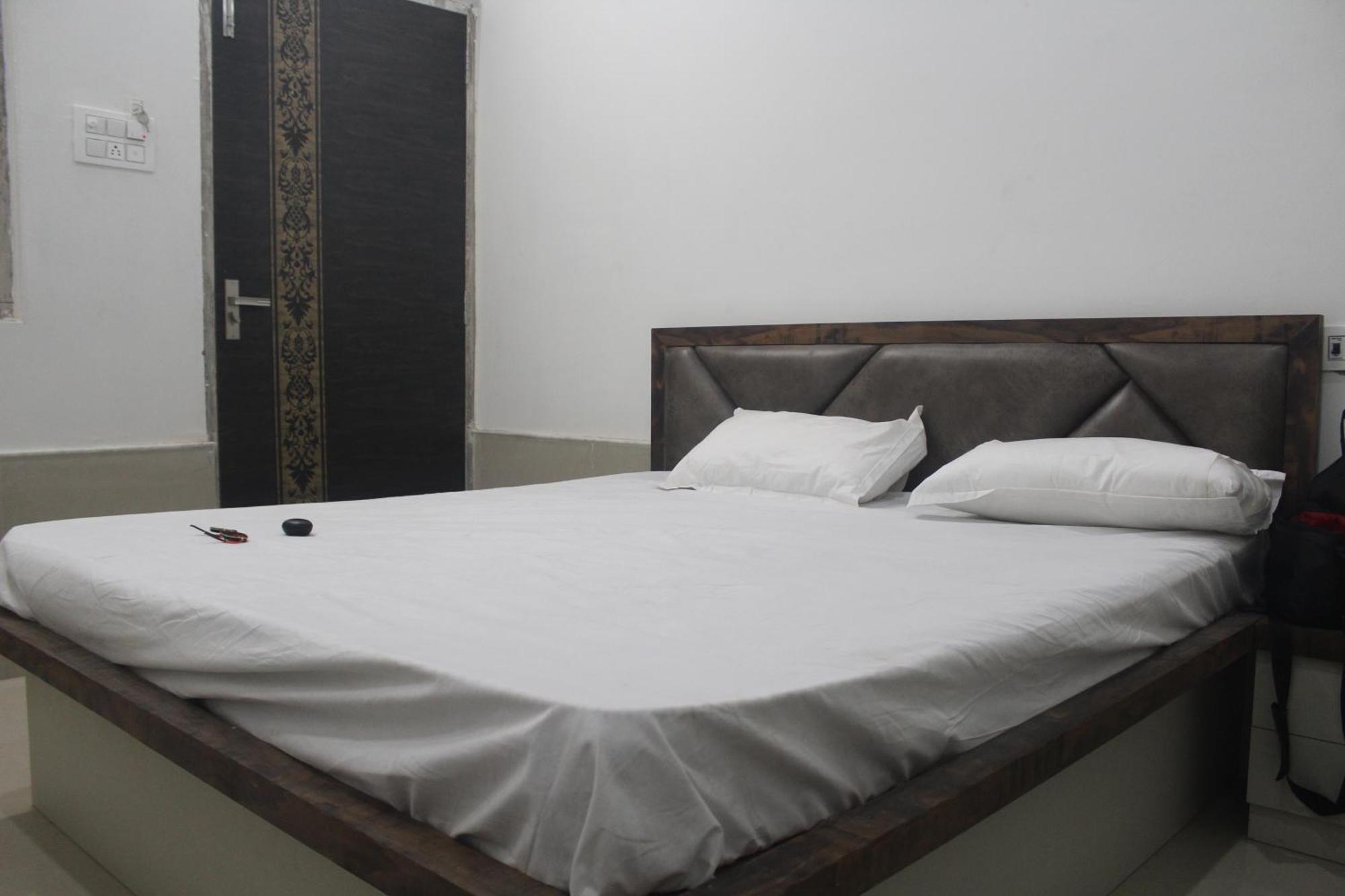 Hotel Krishna & Restaurant Pokhran Dış mekan fotoğraf